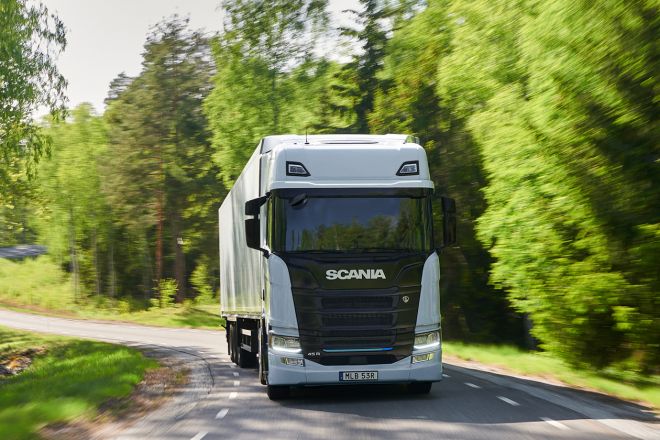 Scania_elektrikli-1.jpg