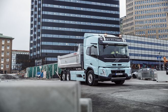Volvo-Trucks-Bauma-2025-scaled.jpg