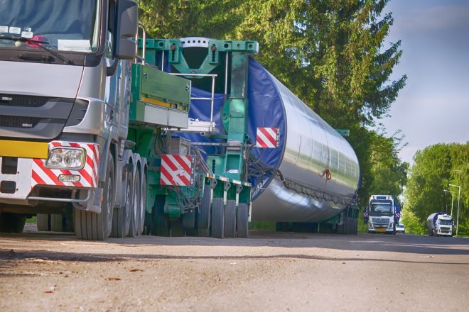 oversized-load-transport-on-country-road-2026-03-24-07-07-19-utc.jpg